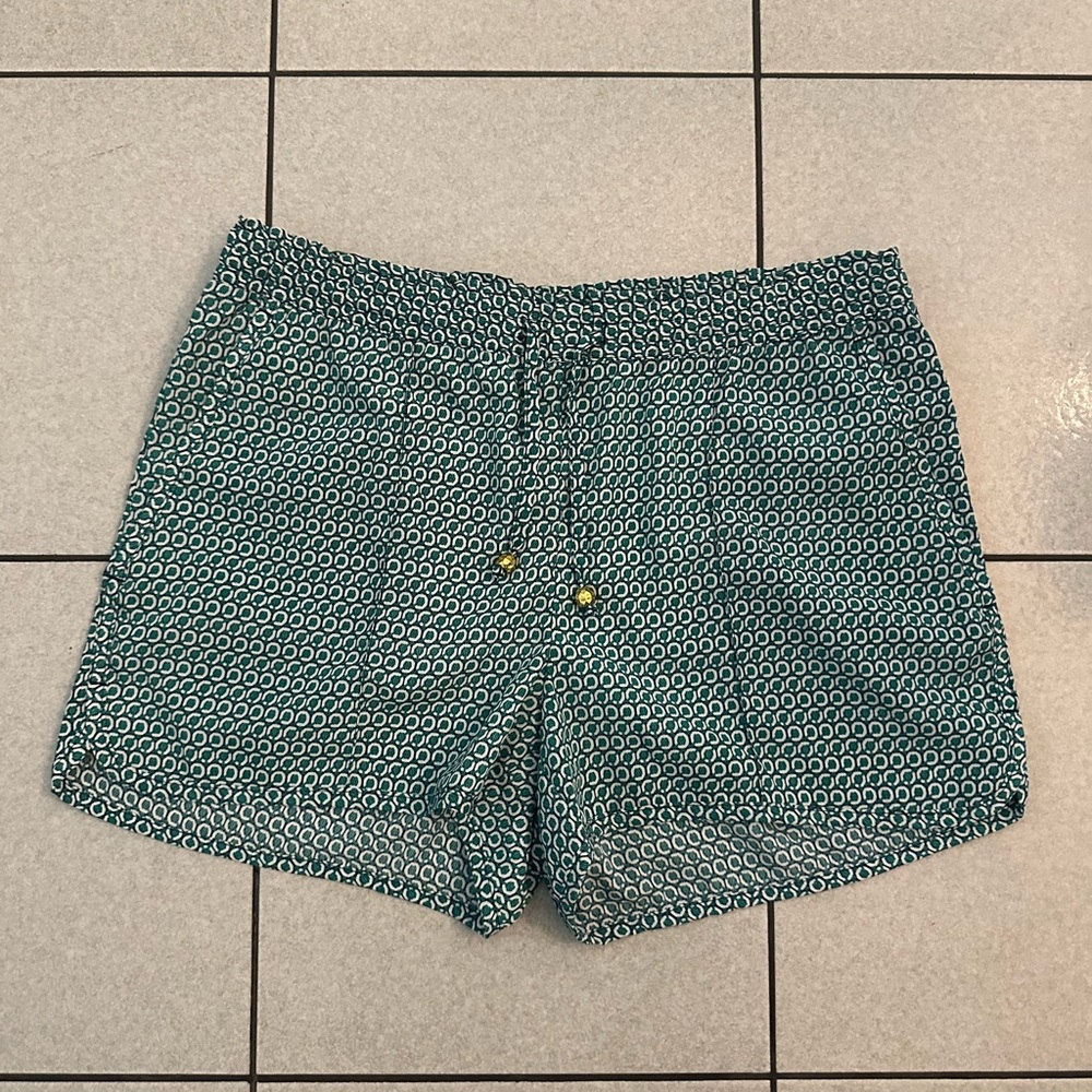 H&M - patterned shorts